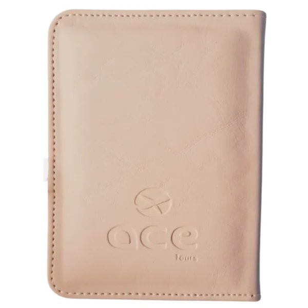 Funda p/ pasaporte en símil cuero con porta tarjetas - Imagen 2